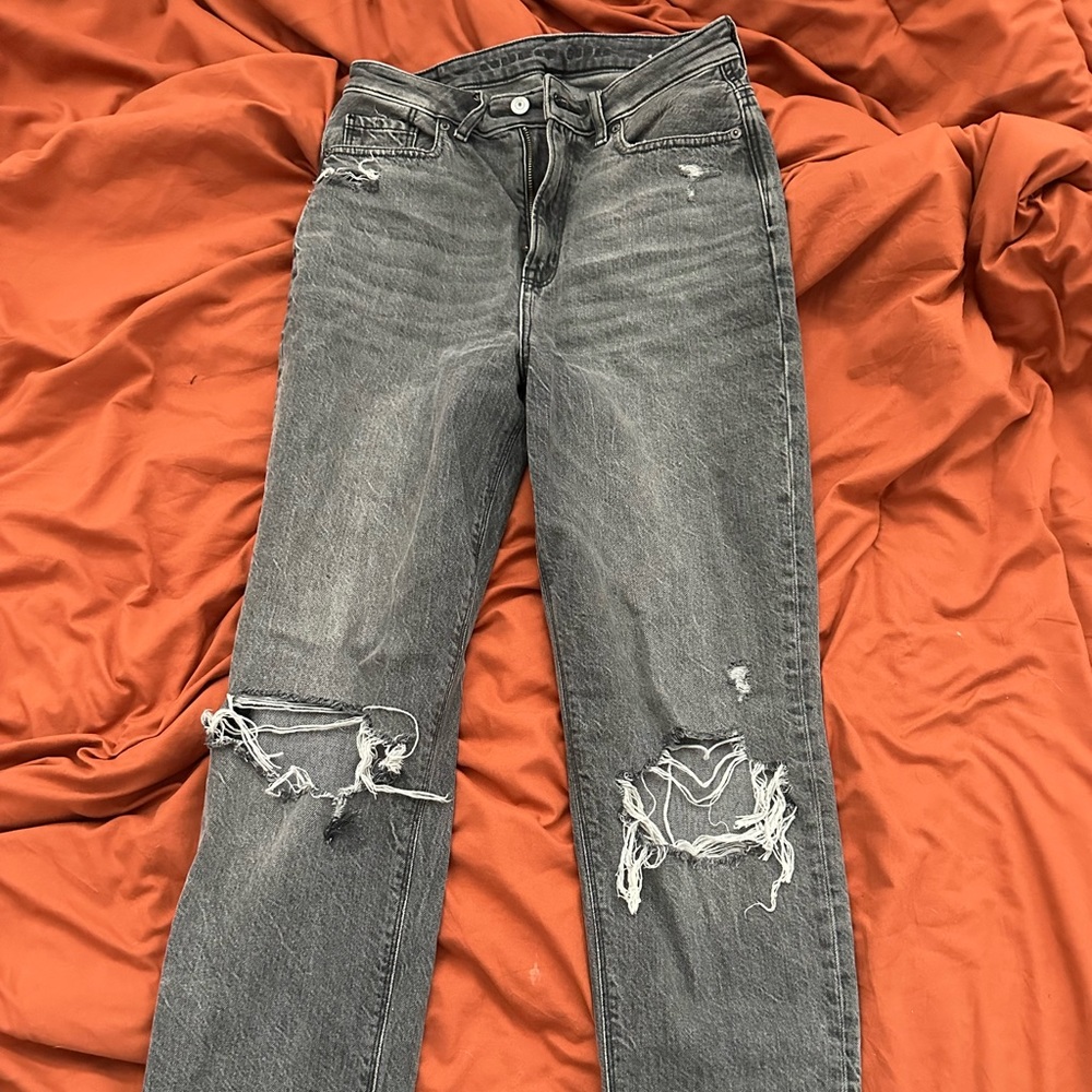 American Eagle Mom Jeans